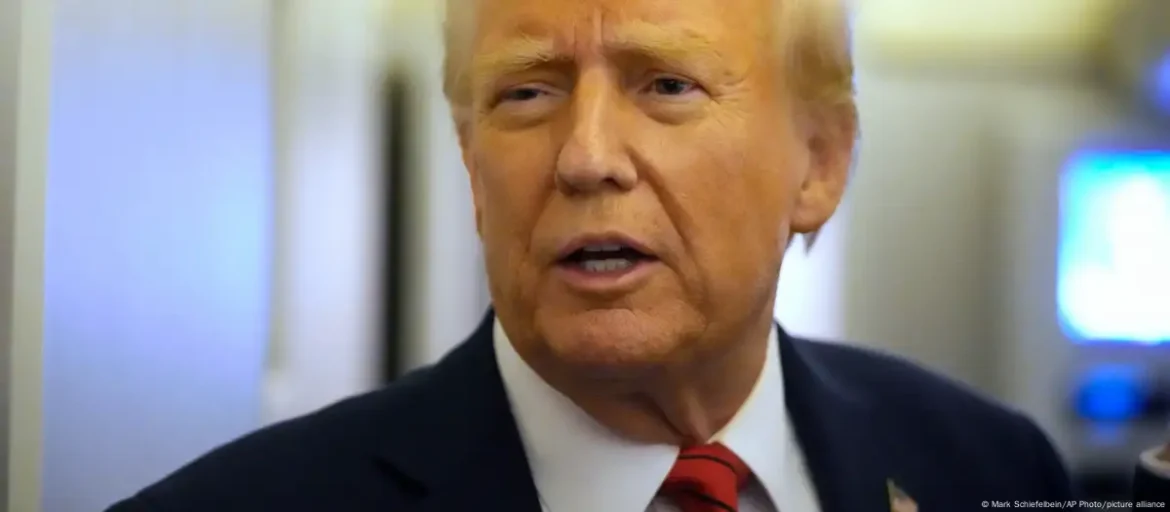 Trump Issues Stark Warning to BRICS Nations Over US Dollar Dominance: 'Say Hello to Tariffs'