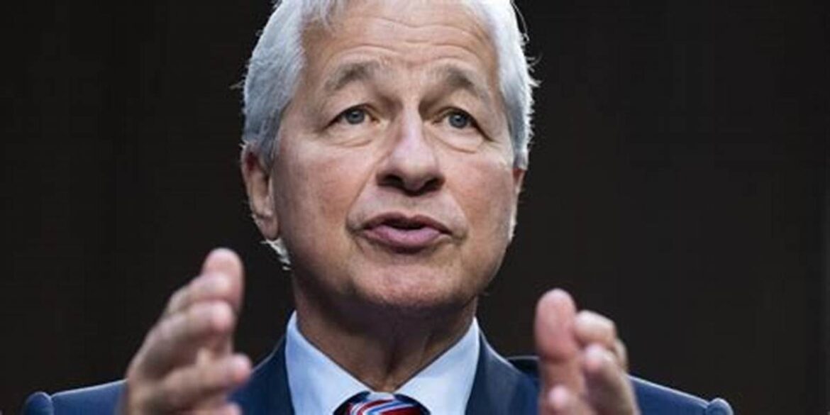 Jamie Dimon Warns of Sudden U.S. Downturn Despite Strong Data